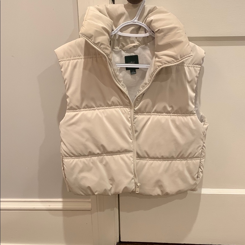wild fable Cream Zip-Up Puffer Vest